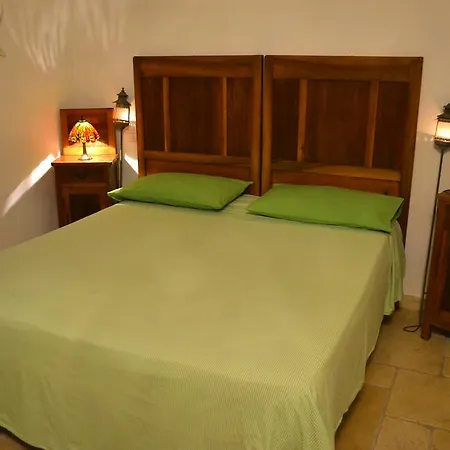Oda ve Kahvaltı Tatanga Mani 4*