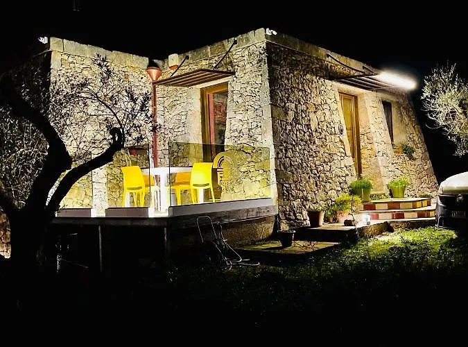 Tatanga Mani Oda ve Kahvaltı Galatone